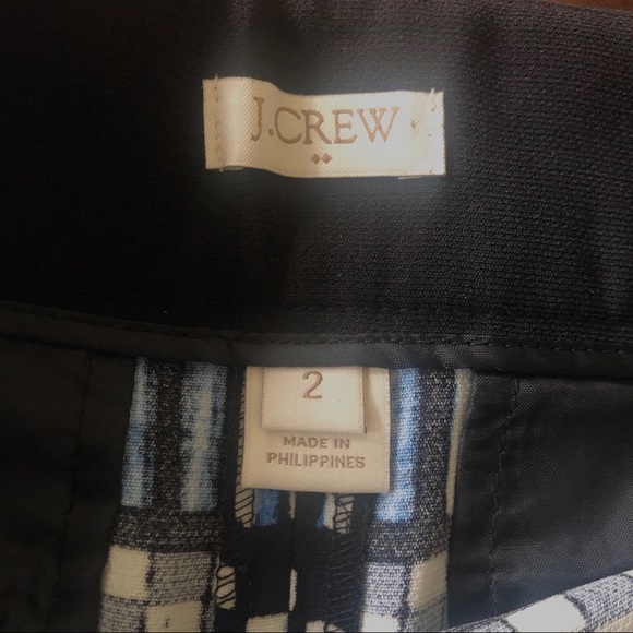 J. Crew Shorts Tuxedo Style Shorts with Geometric Print Size 2 - Picture 4 of 7